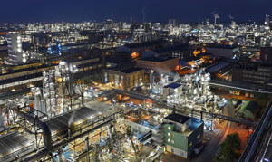 BASF’s Verbund site in Ludwigshafen, Germany Around 200 production plants at the site produce numerous products for customers from virtually every industry.